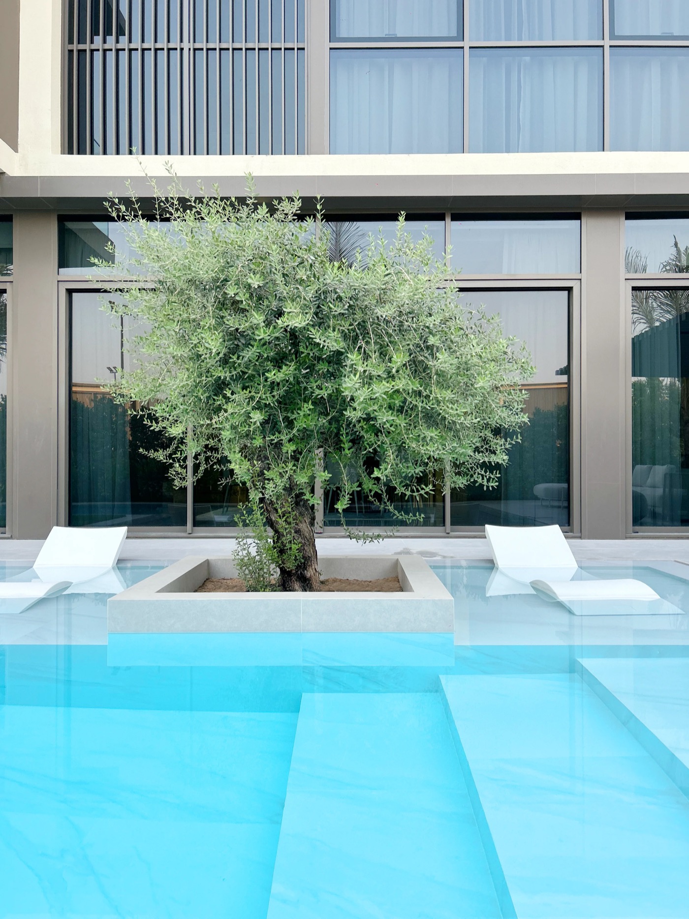 Dubai Hills, Golf Place Pool & Landscape