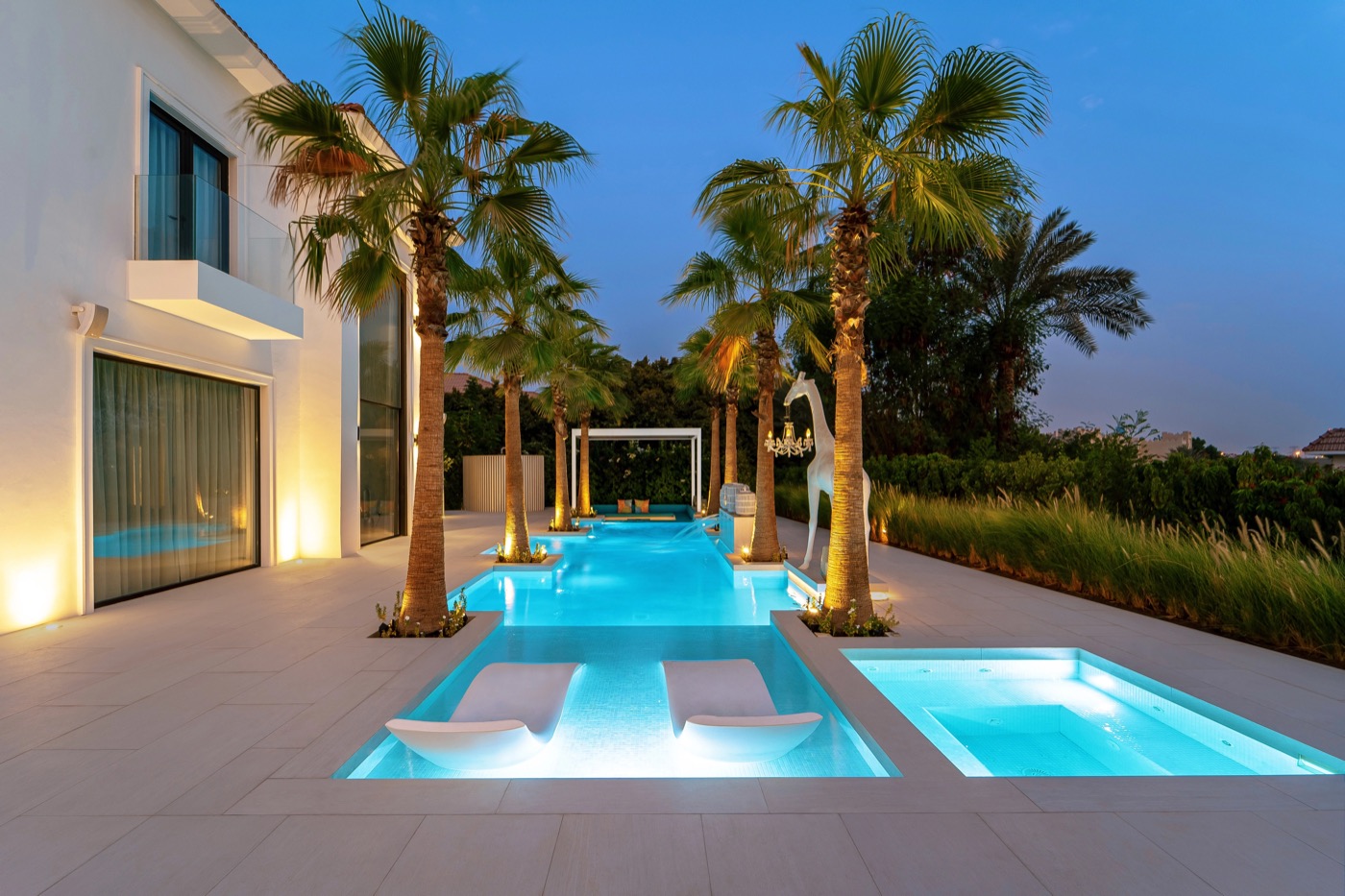 Jumeirah Islands Pool & Landscape