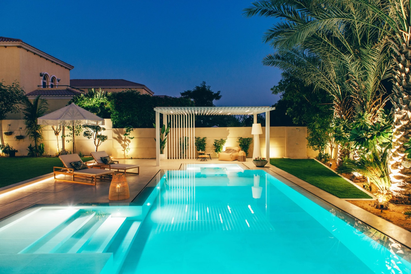 Jumeirah Park Pool & Landscape