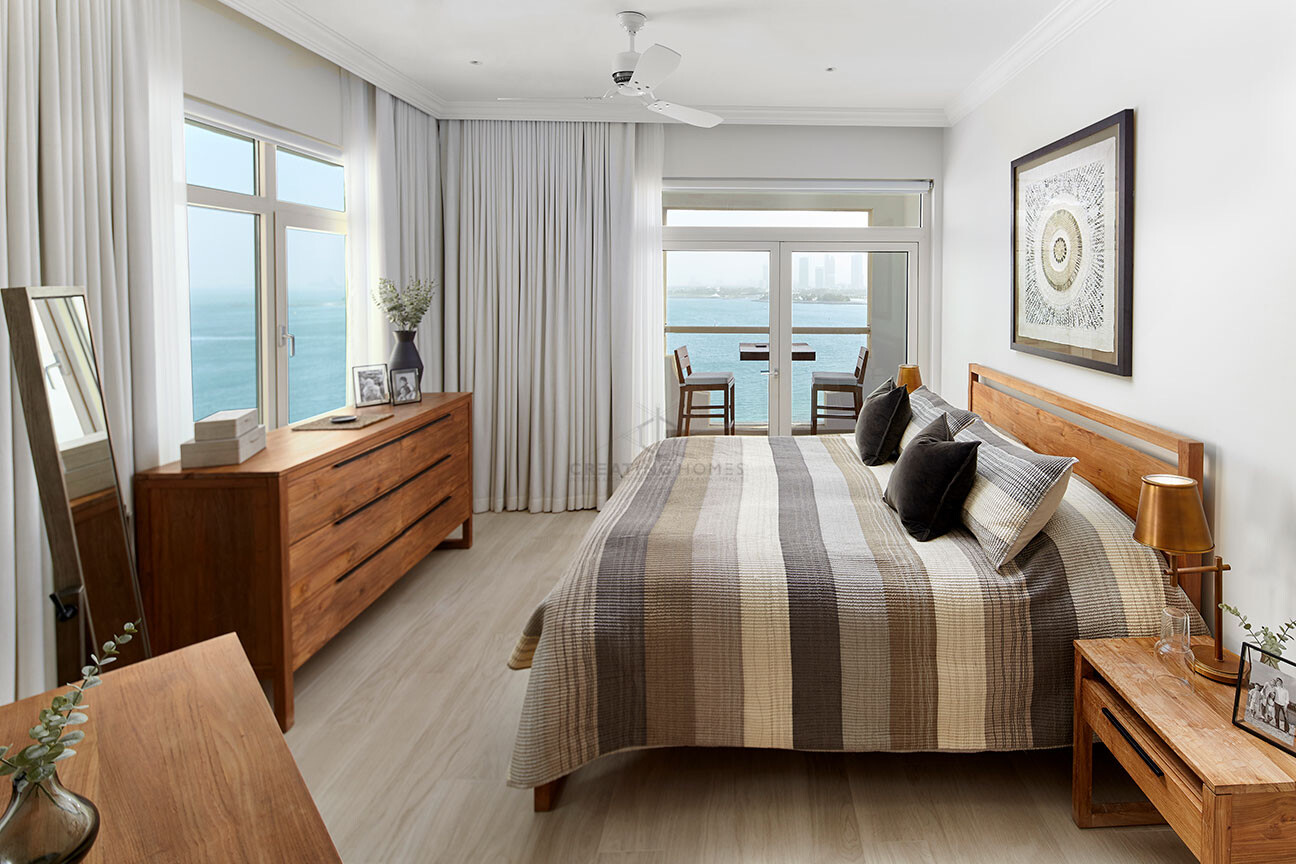 Shoreline Apartments