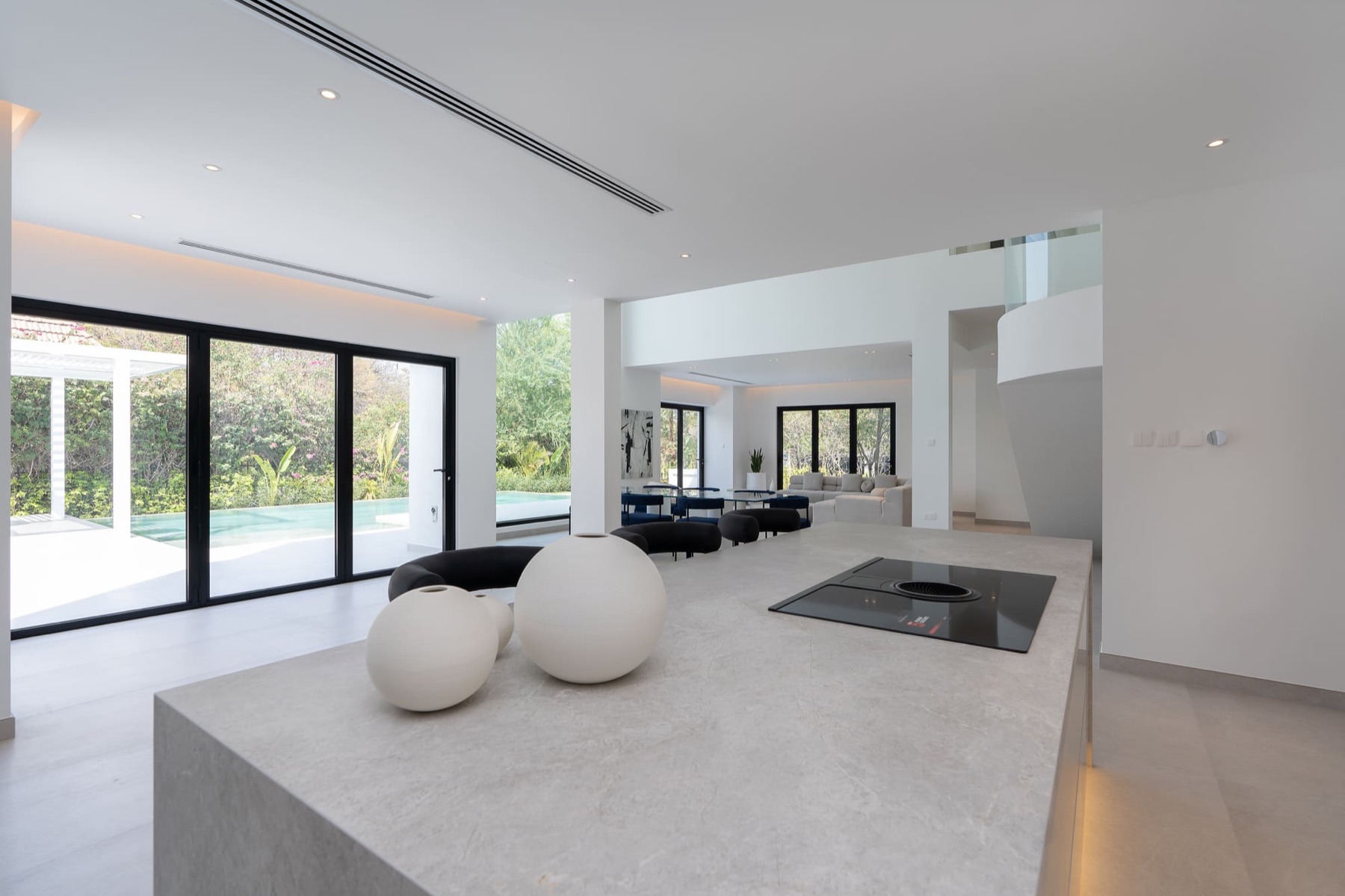 Entertainment Foyer