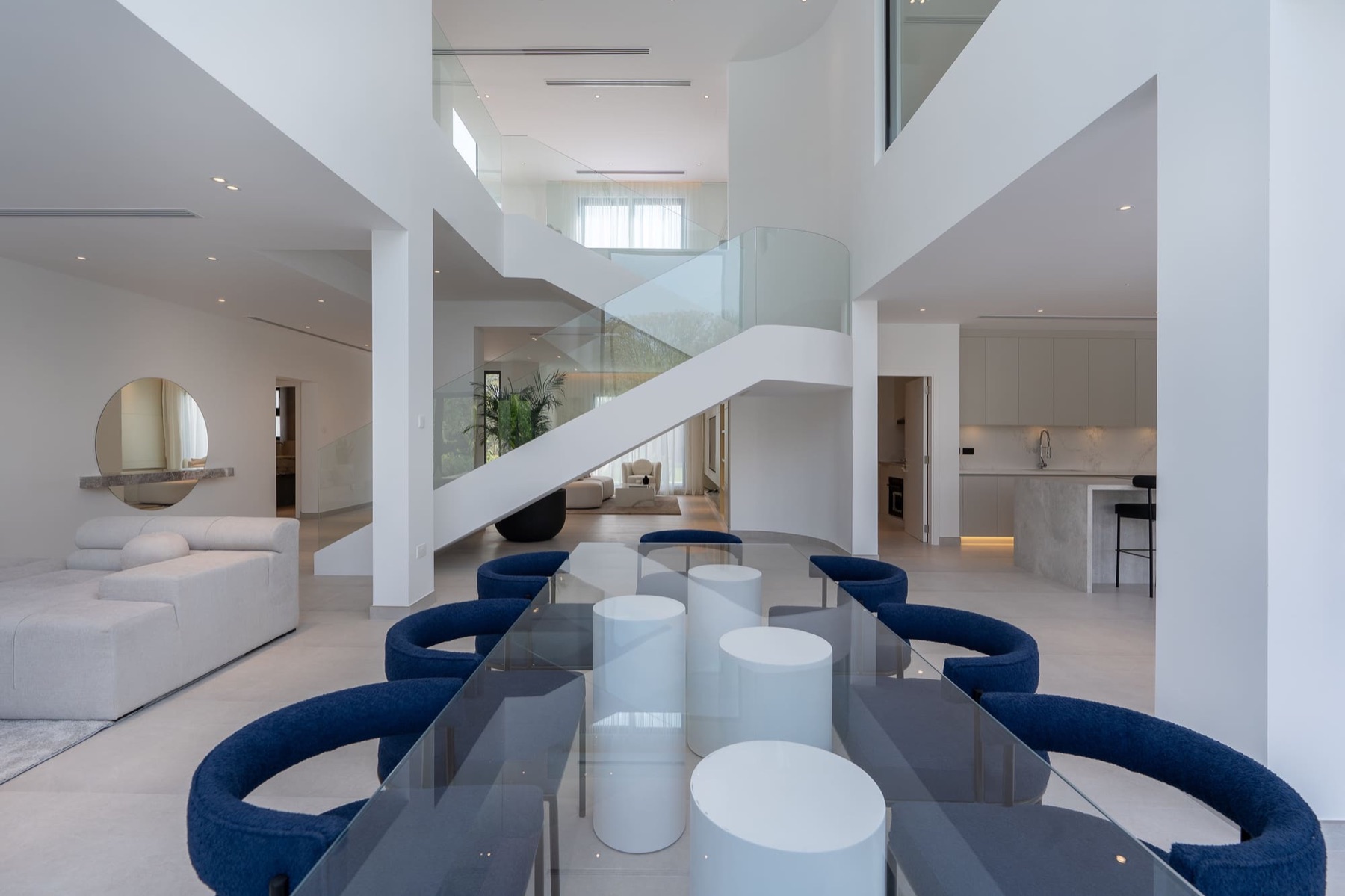 Entertainment Foyer