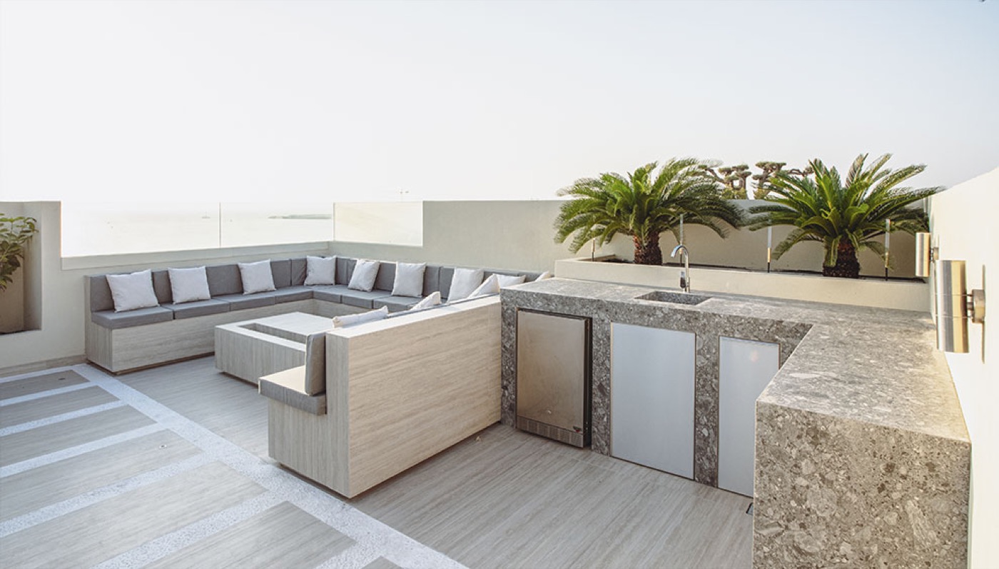 Jumeirah Bay Rooftop Retreat