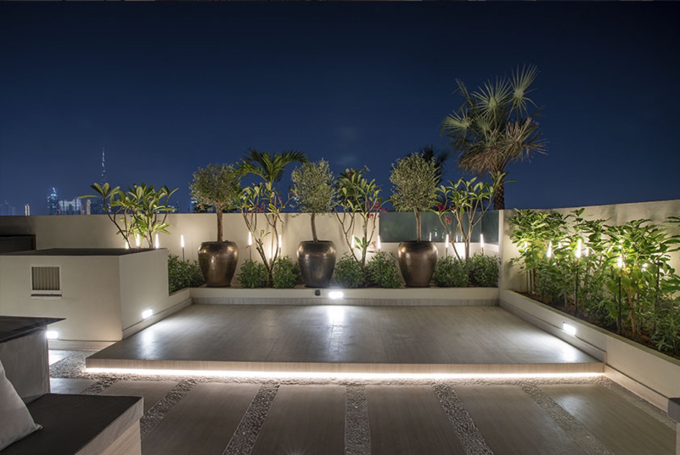 Jumeirah Bay Rooftop Retreat