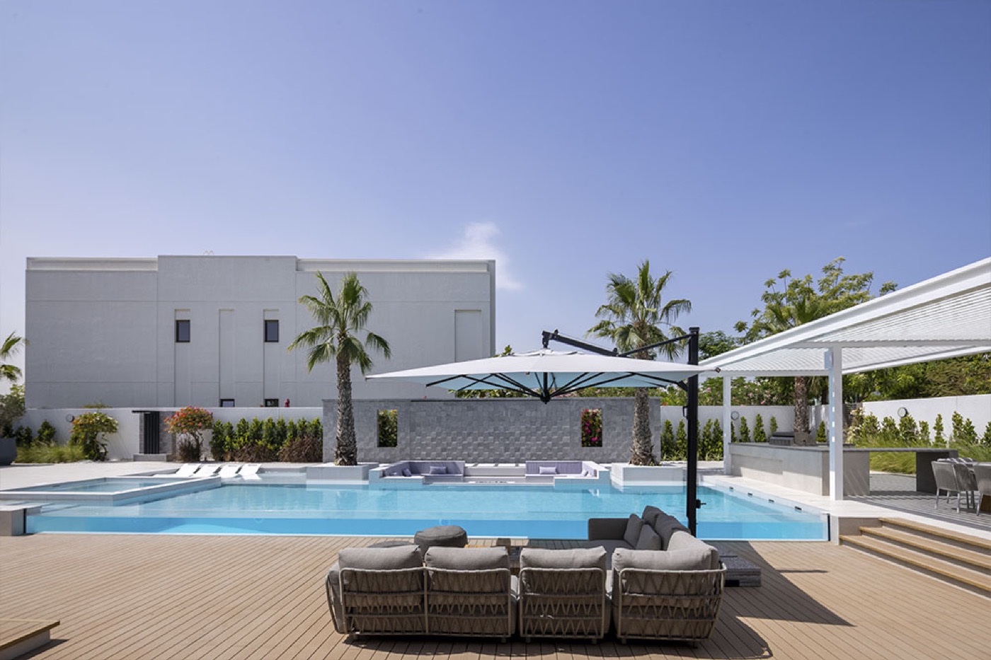 Piedra Villa